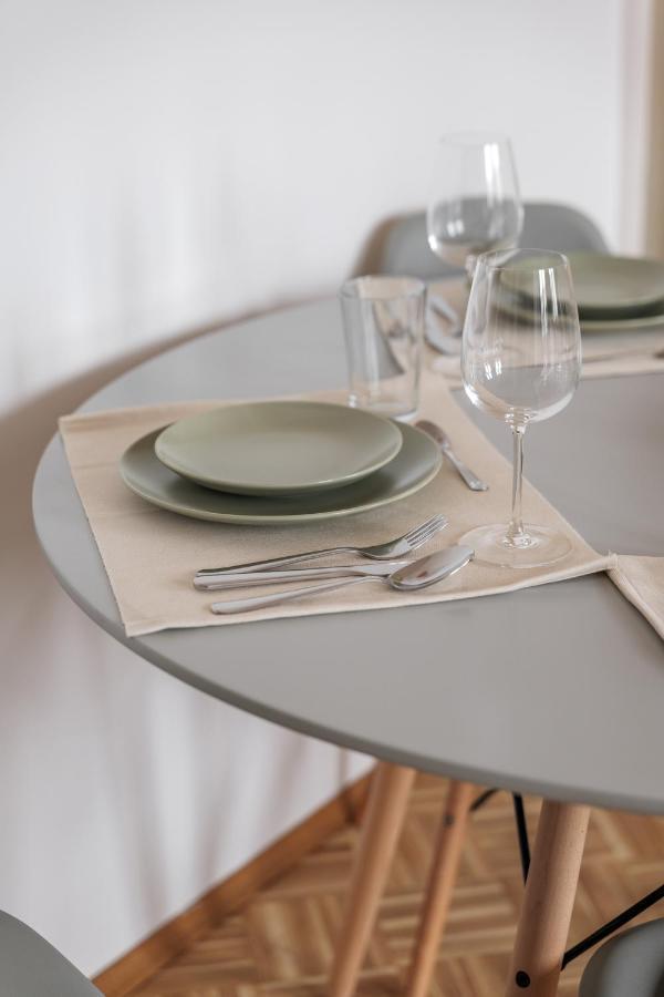 Flats 4 You, Moderne City Wohnung Naehe Hbf, Due-Messe 20 Min, Netflix, Kueche 뒤스부르크 외부 사진