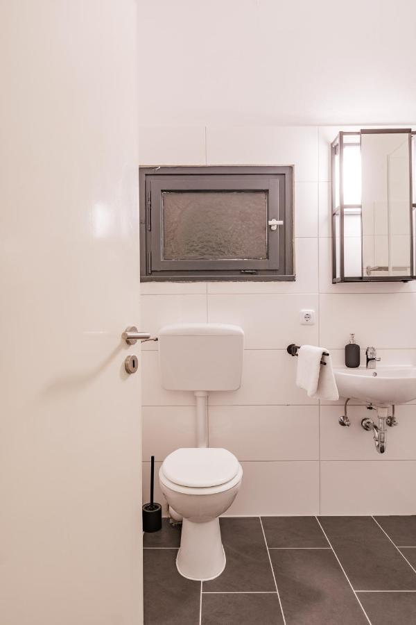 Flats 4 You, Moderne City Wohnung Naehe Hbf, Due-Messe 20 Min, Netflix, Kueche 뒤스부르크 외부 사진