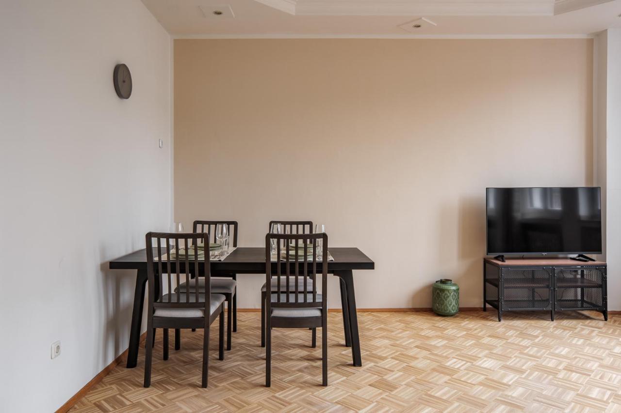 Flats 4 You, Moderne City Wohnung Naehe Hbf, Due-Messe 20 Min, Netflix, Kueche 뒤스부르크 외부 사진