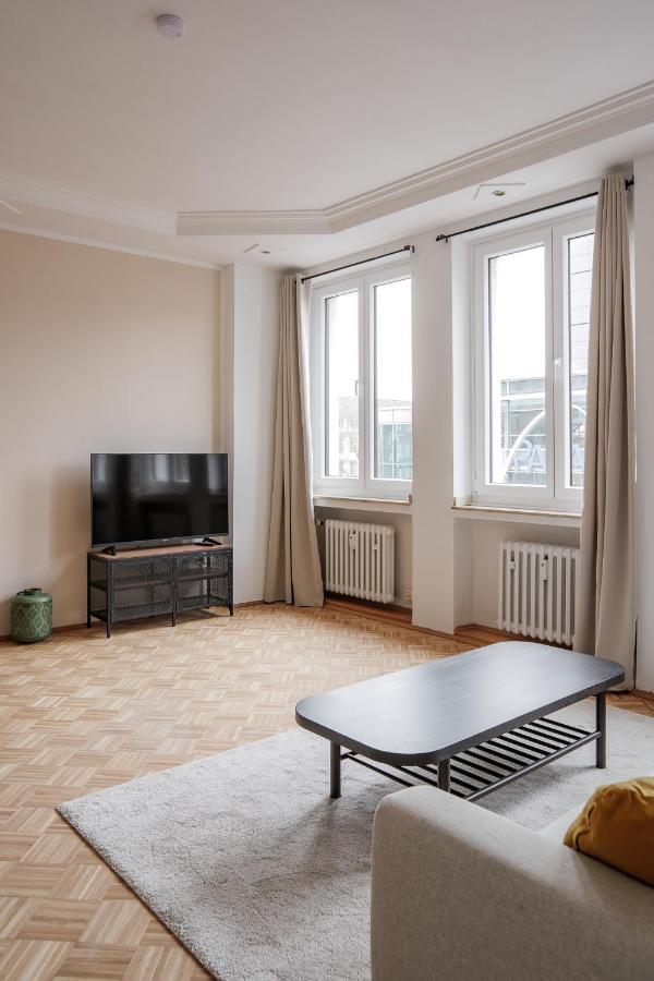 Flats 4 You, Moderne City Wohnung Naehe Hbf, Due-Messe 20 Min, Netflix, Kueche 뒤스부르크 외부 사진