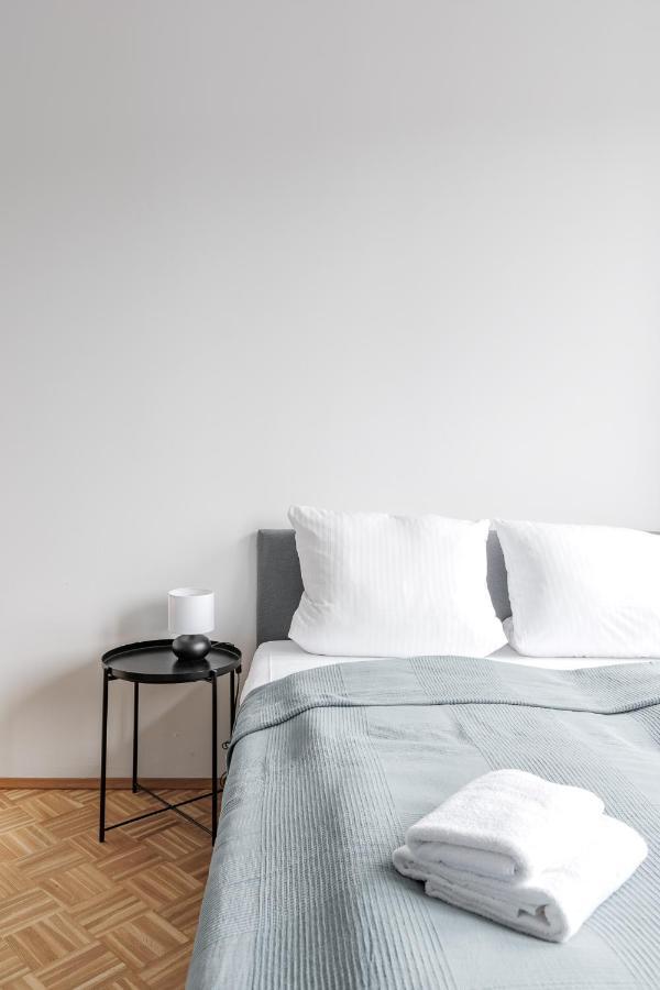 Flats 4 You, Moderne City Wohnung Naehe Hbf, Due-Messe 20 Min, Netflix, Kueche 뒤스부르크 외부 사진