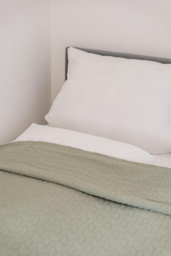 Flats 4 You, Moderne City Wohnung Naehe Hbf, Due-Messe 20 Min, Netflix, Kueche 뒤스부르크 외부 사진