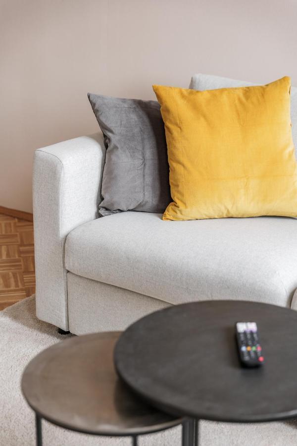 Flats 4 You, Moderne City Wohnung Naehe Hbf, Due-Messe 20 Min, Netflix, Kueche 뒤스부르크 외부 사진