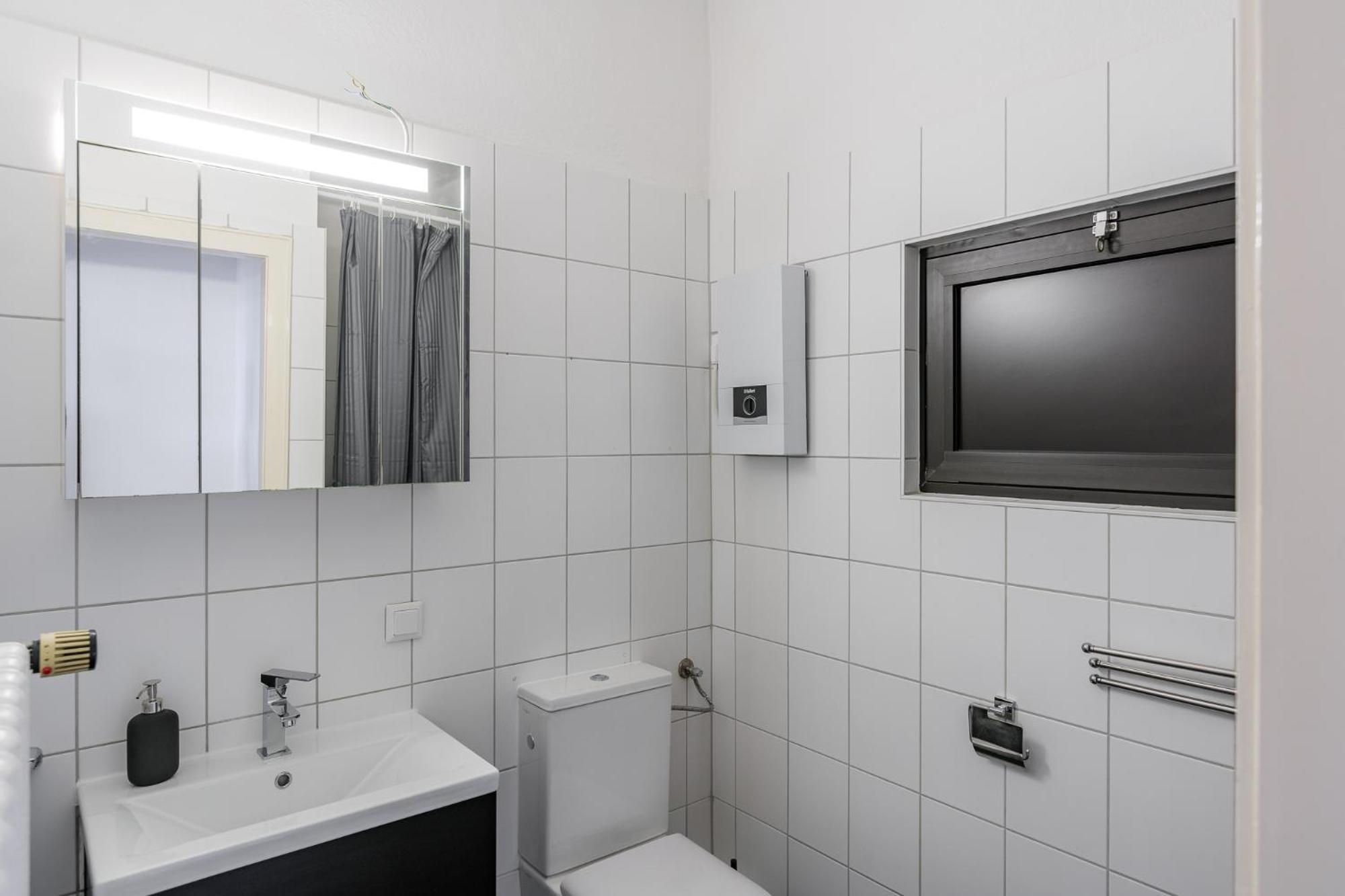 Flats 4 You, Moderne City Wohnung Naehe Hbf, Due-Messe 20 Min, Netflix, Kueche 뒤스부르크 외부 사진