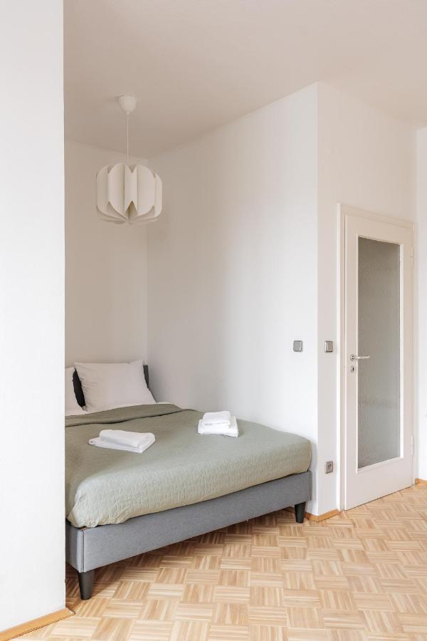 Flats 4 You, Moderne City Wohnung Naehe Hbf, Due-Messe 20 Min, Netflix, Kueche 뒤스부르크 외부 사진